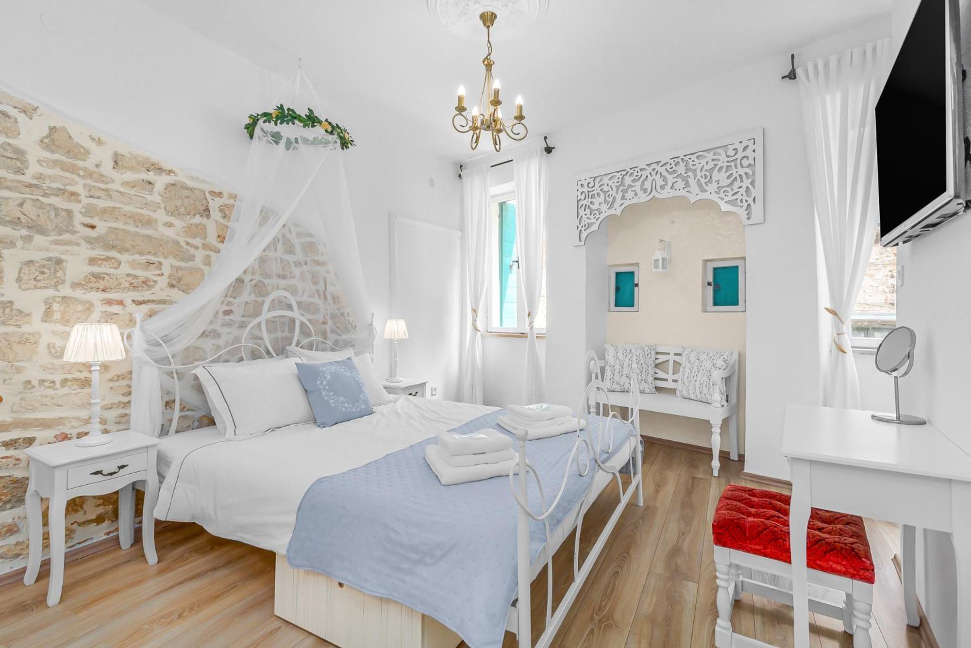 רוביני Primavera Deluxe Studio Apartment מראה חיצוני תמונה